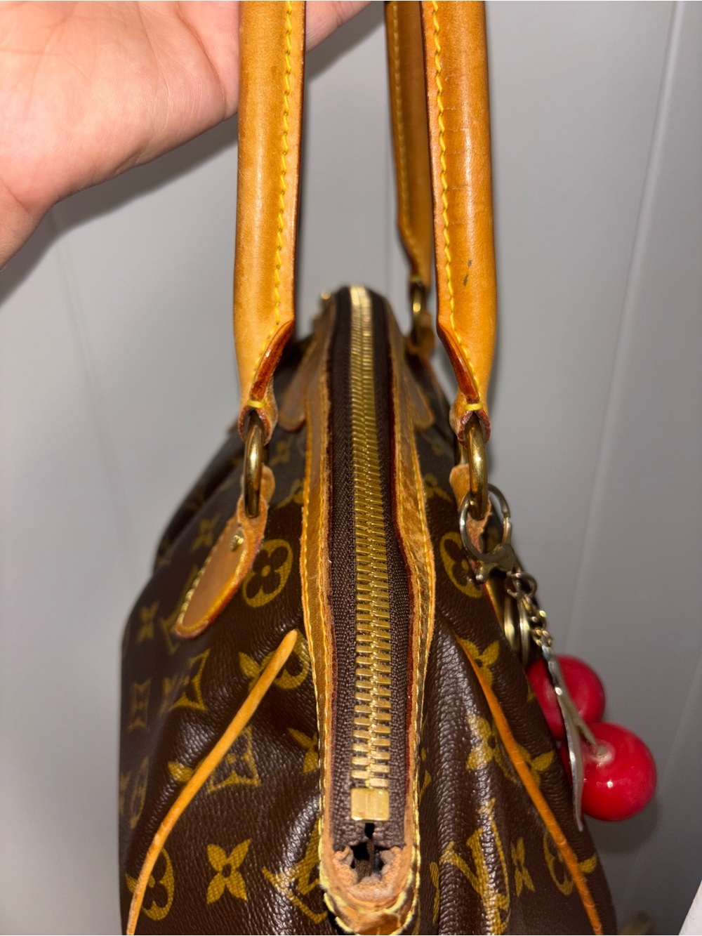 AUTHENTIC VINTAGE Louis Vuitton Brown Monogram Satchel - Picture 4 of 6